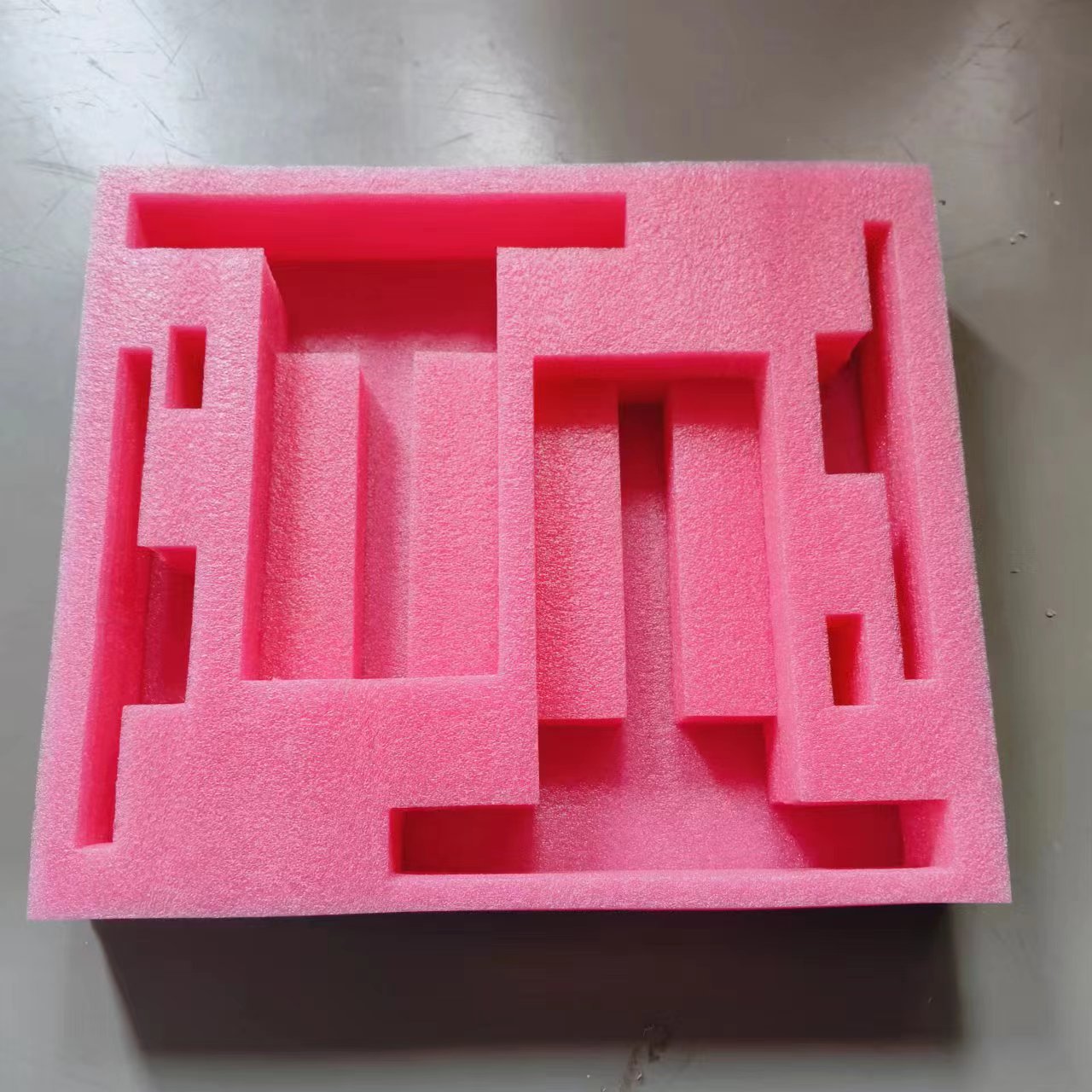 专业珍珠棉生产厂家定制各类包装保护产品